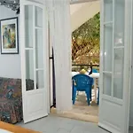 Lygies 2* Τραπεζάκι