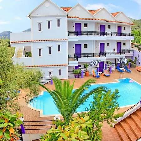 Lygies Aparthotel 2*
